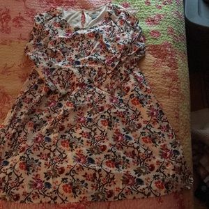 White background floral print 3/4” sleeve